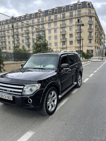 Mitsubishi Pajero 2008, 177,832 km - 3.0 л - Bakı