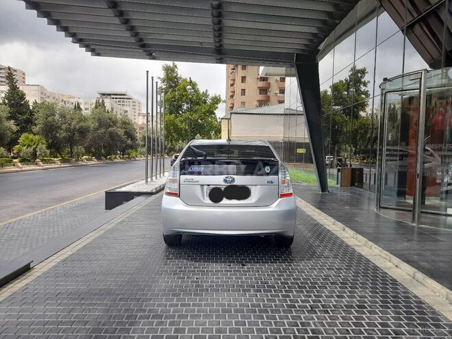 Toyota Prius 2011, 186,684 km - 1.8 l - Bakı
