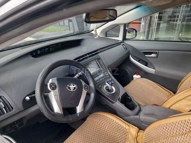 Toyota Prius 2011, 186,684 km - 1.8 l - Bakı