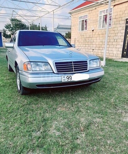 Mercedes C 180 1996, 398,770 km - 1.8 l - Qax