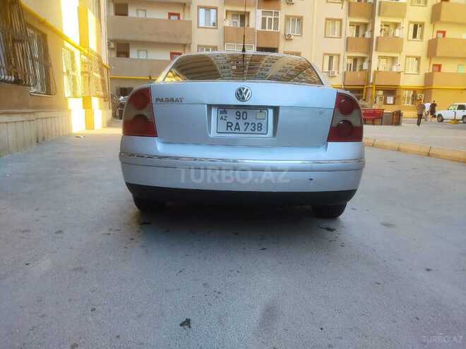 Volkswagen Passat 2003, 270,000 km - 1.8 l - Bakı