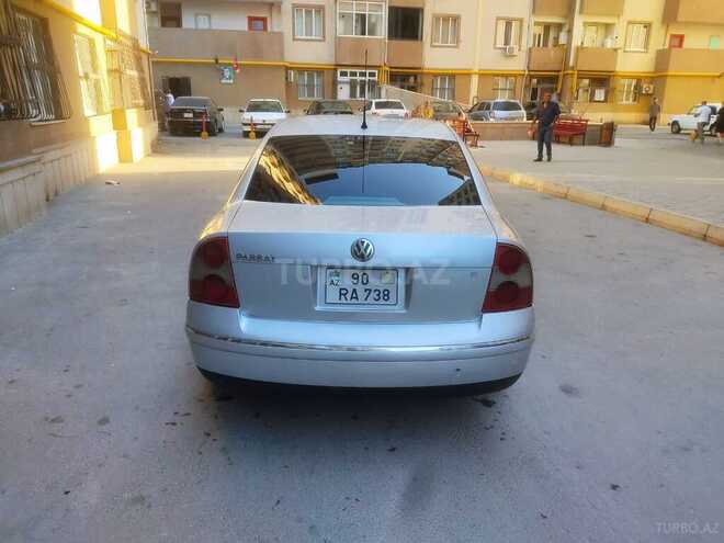 Volkswagen Passat 2003, 270,000 km - 1.8 l - Bakı