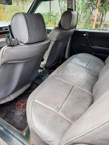 Mercedes E 200 1987, 528,080 km - 2.0 л - Salyan