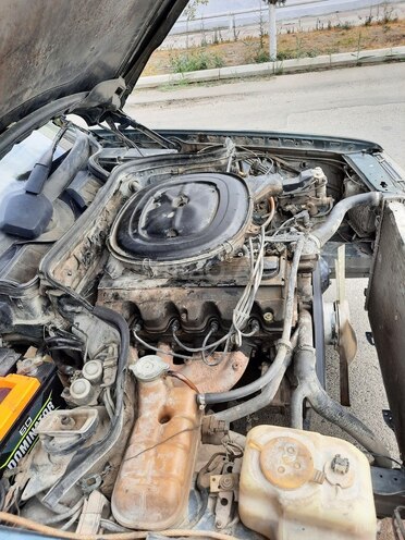 Mercedes E 200 1987, 528,080 km - 2.0 л - Salyan