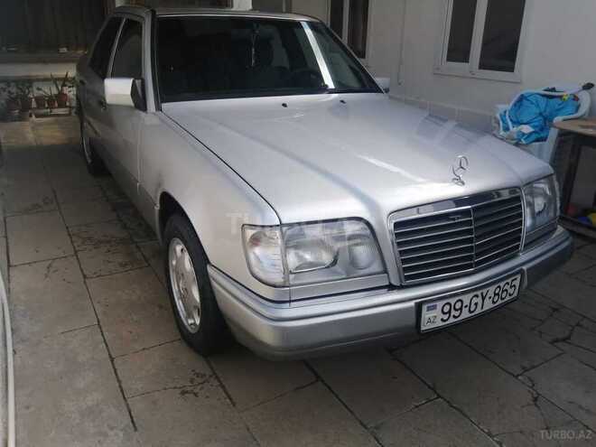 Mercedes E 220 1994, 342,000 km - 2.2 л - Bakı