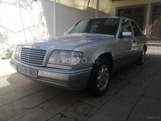 Mercedes E 220 1994, 342,000 km - 2.2 л - Bakı
