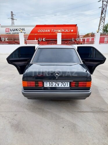 Mercedes 190 1992, 190,000 km - 2.0 l - Sabirabad