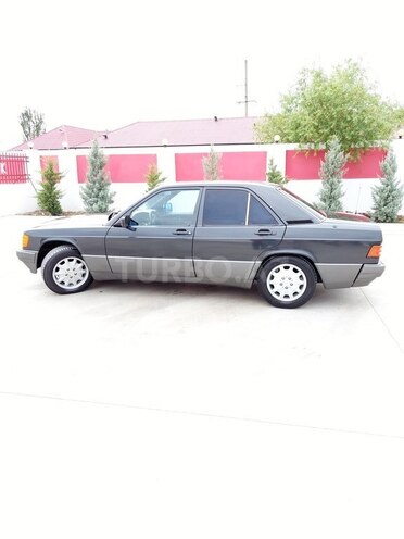 Mercedes 190 1992, 190,000 km - 2.0 l - Sabirabad
