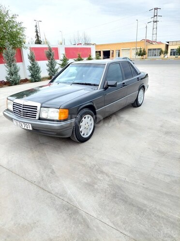 Mercedes 190 1992, 190,000 km - 2.0 l - Sabirabad