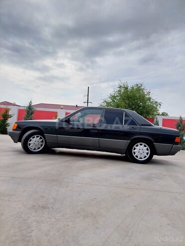 Mercedes 190 1992, 190,000 km - 2.0 l - Sabirabad