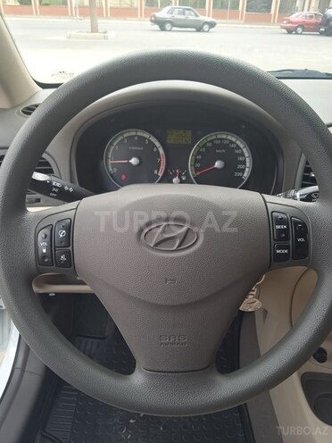 Hyundai Accent 2009, 100,500 km - 1.4 л - Gəncə