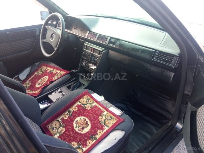 Mercedes E 230 1990, 365,456 km - 2.3 l - Bakı