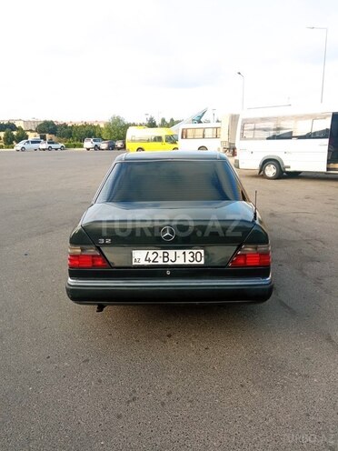 Mercedes E 230 1990, 365,456 km - 2.3 l - Bakı