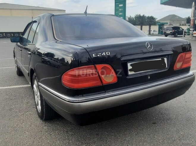 Mercedes E 240 1998, 529,210 km - 2.4 l - Bərdə
