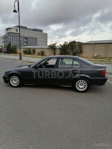 BMW 320 1994, 295,000 km - 2.0 л - Bakı