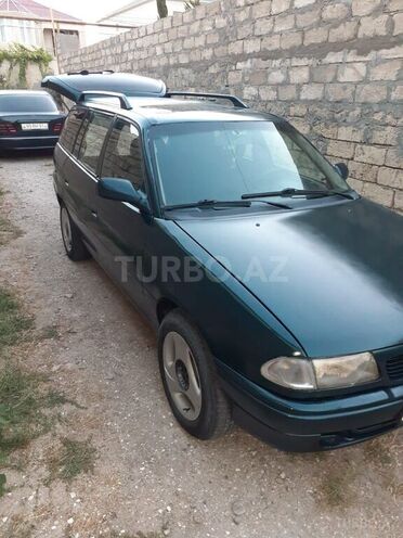 Opel Astra 1994, 280,000 km - 2.0 l - Bakı