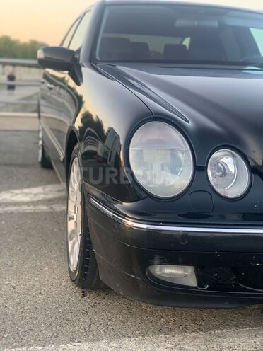 Mercedes E 320 2000, 250,000 km - 3.2 l - Bakı