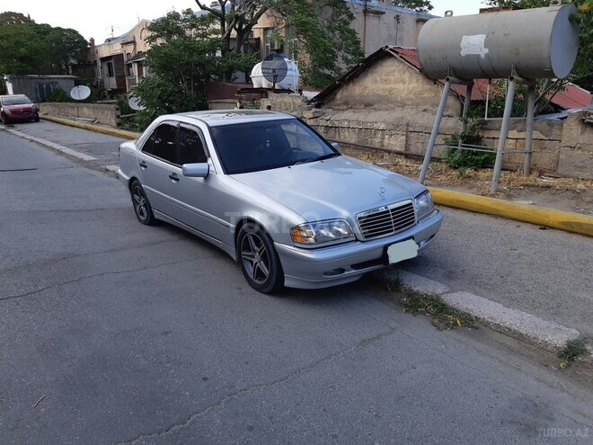 Mercedes C 230 1999, 301,000 km - 2.3 л - Bakı