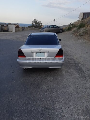 Mercedes C 230 1999, 301,000 km - 2.3 л - Bakı