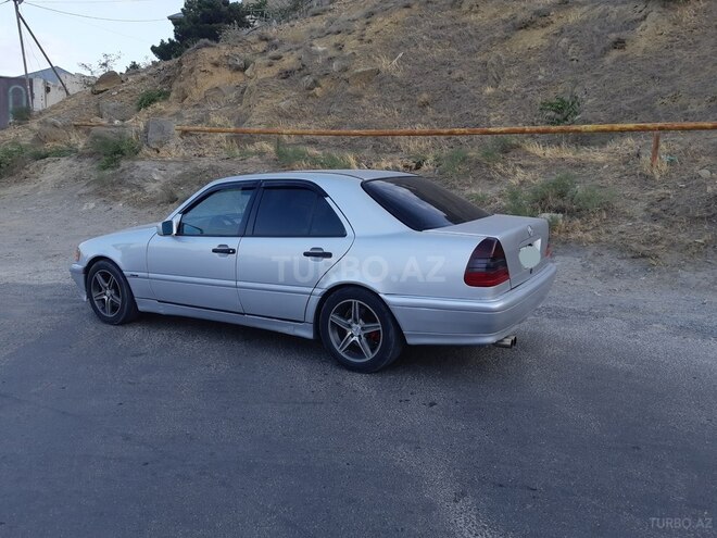 Mercedes C 230 1999, 301,000 km - 2.3 л - Bakı