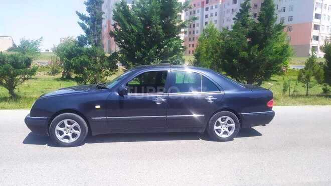 Mercedes E 230 1995, 327,500 km - 2.3 l - Bakı