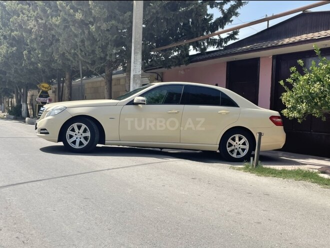 Mercedes E 220 2011, 240,000 km - 2.2 l - Salyan