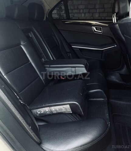 Mercedes E 220 2011, 240,000 km - 2.2 l - Salyan