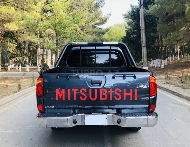 Mitsubishi L200 2008, 208,650 km - 2.5 l - Bakı