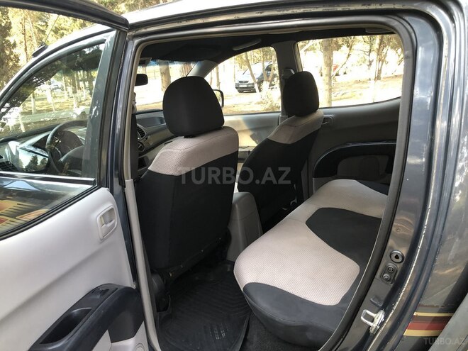 Mitsubishi L200 2008, 208,650 km - 2.5 l - Bakı