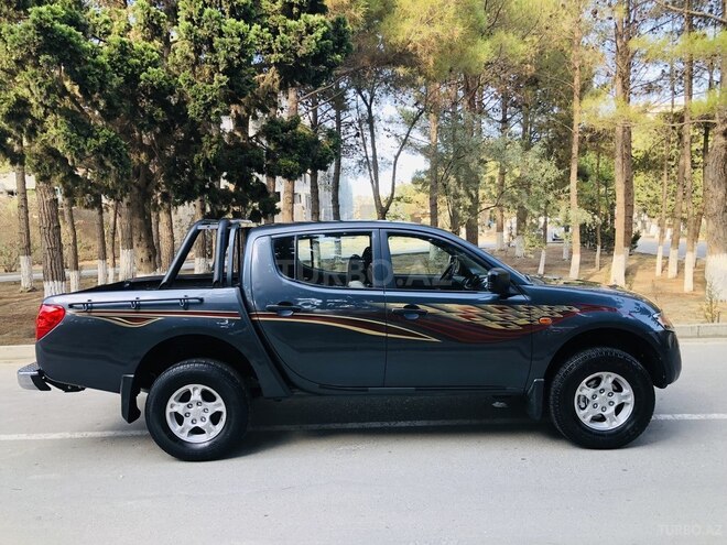 Mitsubishi L200 2008, 208,650 km - 2.5 l - Bakı