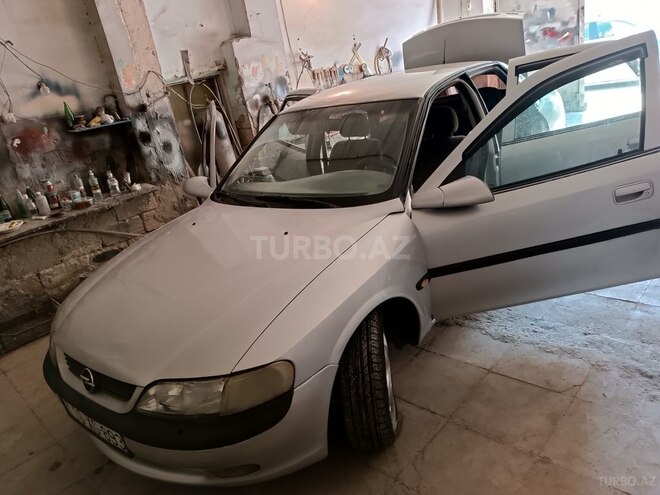 Opel Vectra 1996, 105,000 km - 2.0 l - Sumqayıt