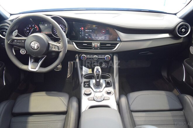 Alfa Romeo Giulia 2022, 0 km - 2.0 l - Bakı
