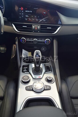 Alfa Romeo Giulia 2022, 0 km - 2.0 l - Bakı