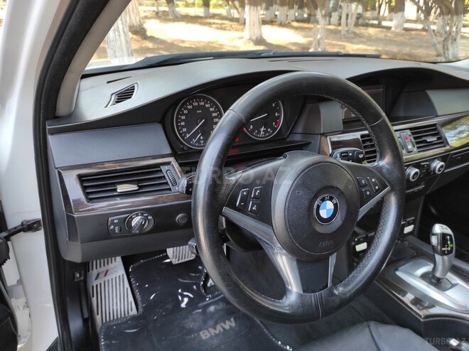 BMW 530 2009, 260,000 km - 3.0 l - Bakı