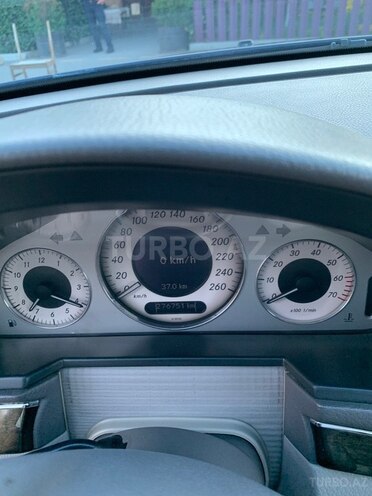 Mercedes E 240 2002, 276,000 km - 2.6 л - Bakı