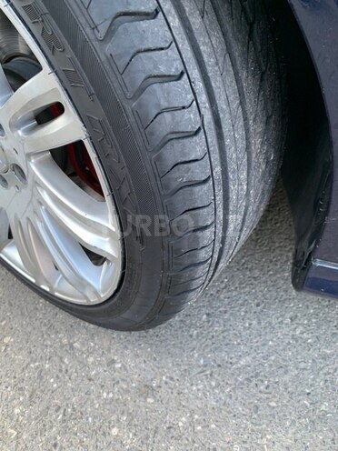 Mercedes E 240 2002, 276,000 km - 2.6 л - Bakı
