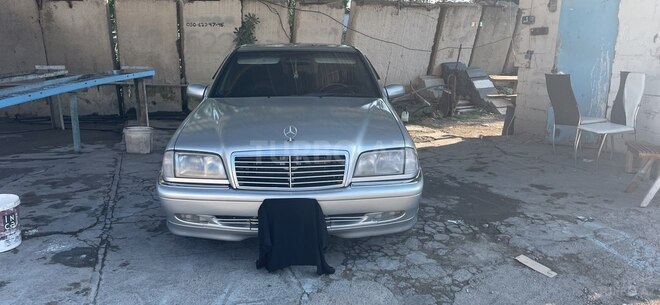Mercedes C 220 1998, 438,000 km - 2.2 л - Bərdə
