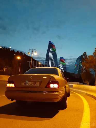 Mercedes E 250 1994, 124,578 km - 2.5 л - Bakı