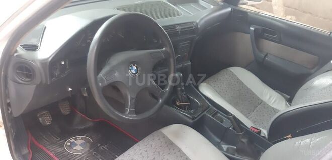 BMW 525 1989, 300,000 km - 2.5 l - Bakı