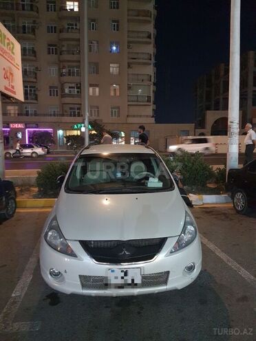 Mitsubishi Grandis 2003, 164,000 km - 2.4 l - Bakı