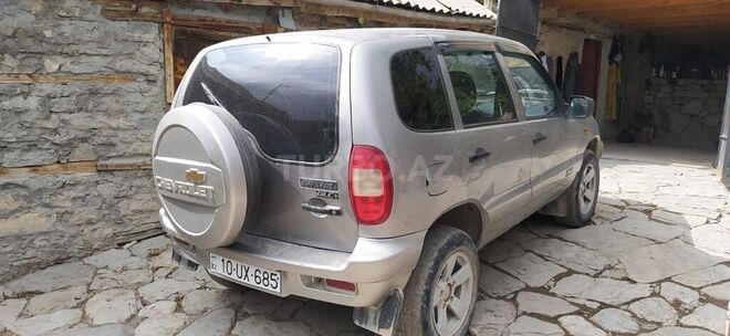Chevrolet Niva 2007, 373,430 km - 1.7 л - Şamaxı