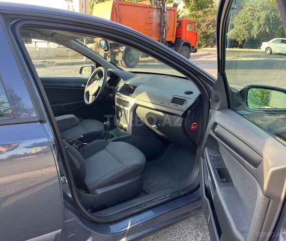 Opel Astra 2007, 184,000 km - 1.4 l - Bakı