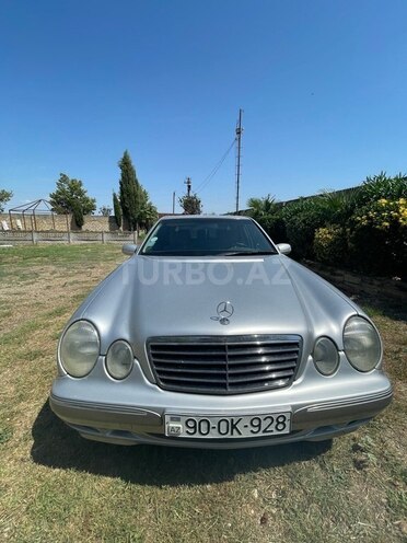 Mercedes E 240 2001, 275,000 km - 2.4 l - Masallı