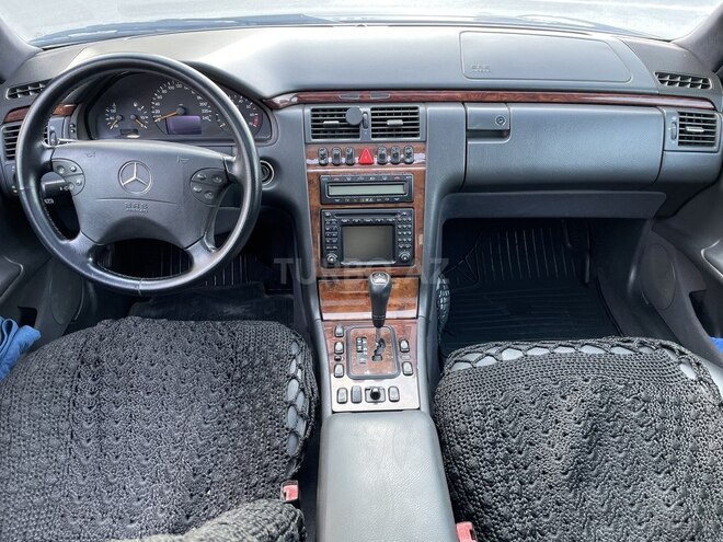 Mercedes E 240 2000, 250,000 km - 2.6 l - Sumqayıt