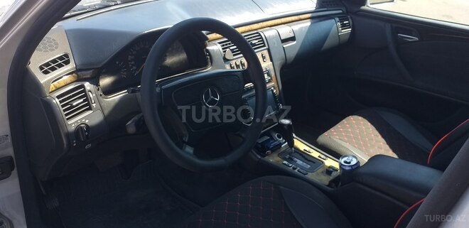 Mercedes E 230 1996, 365,000 km - 2.3 l - Bakı