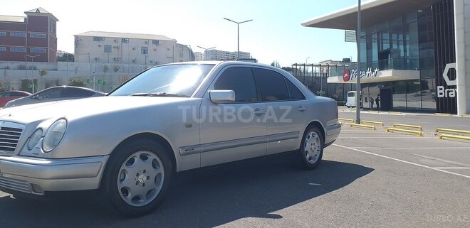Mercedes E 230 1996, 365,000 km - 2.3 l - Bakı