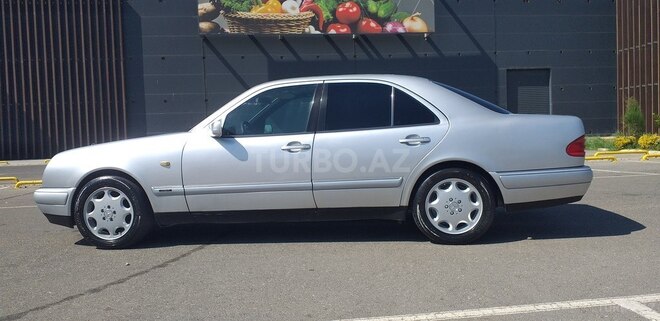Mercedes E 230 1996, 365,000 km - 2.3 l - Bakı