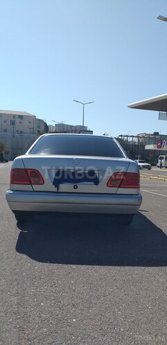 Mercedes E 230 1996, 365,000 km - 2.3 l - Bakı