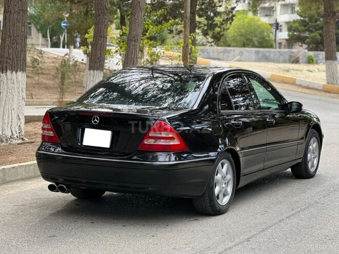 Mercedes C 240 2002, 210,000 km - 2.6 l - Sumqayıt