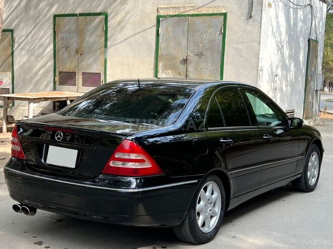 Mercedes C 240 2002, 210,000 km - 2.6 l - Sumqayıt
